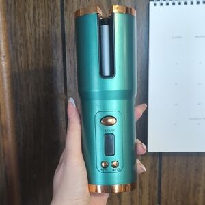 Green and Gold Hair Curler